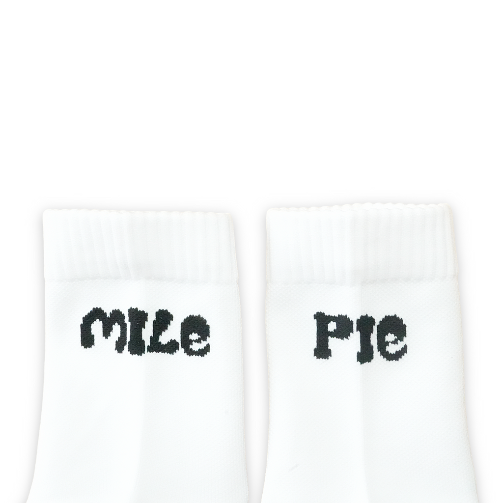 PUB? Run Socks - White